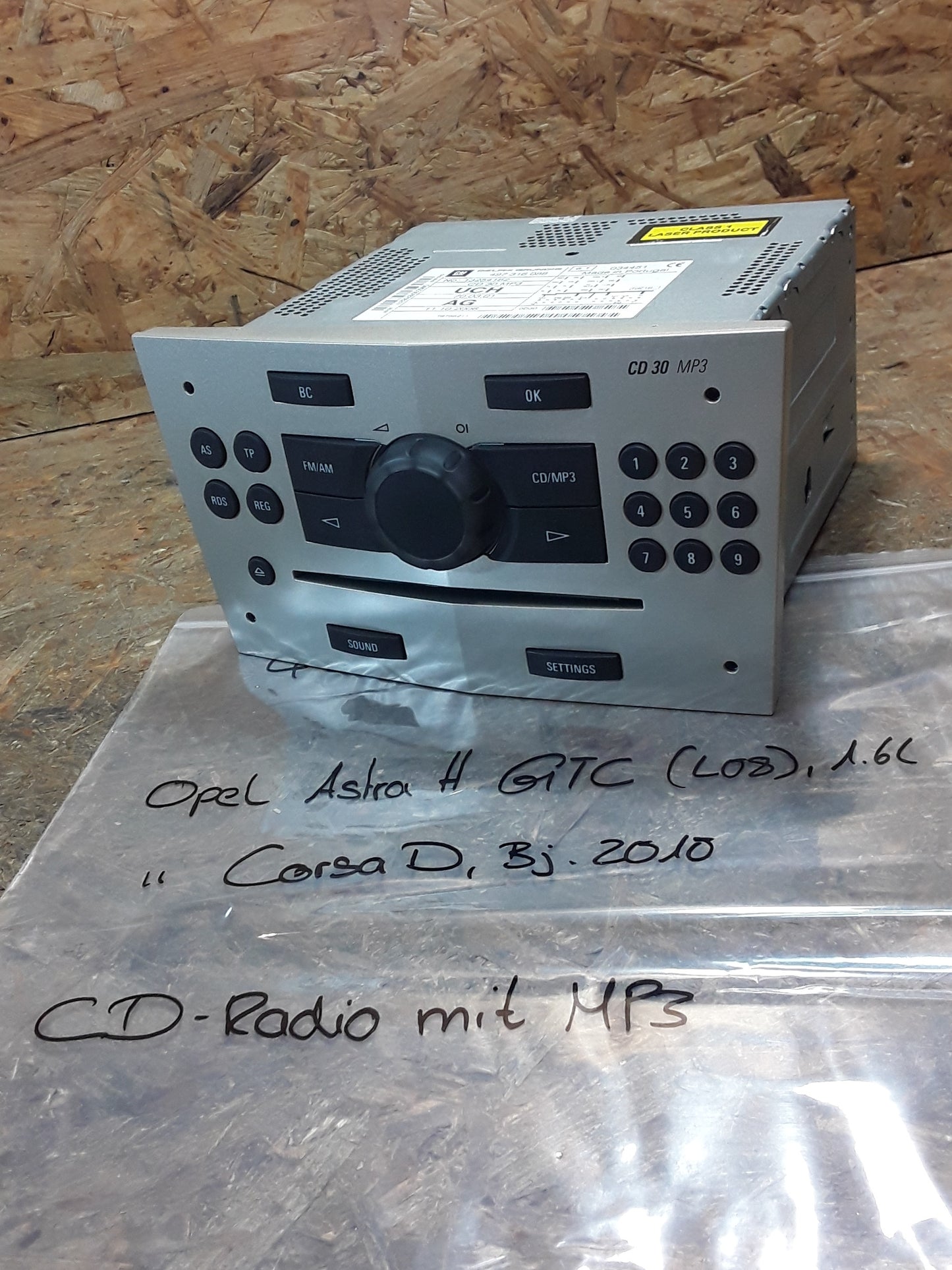 Opel Astra H GTC (L08) 1.6l, Opel Corsa D Bj 10 CD-Radio mit MP3 original GM NEU