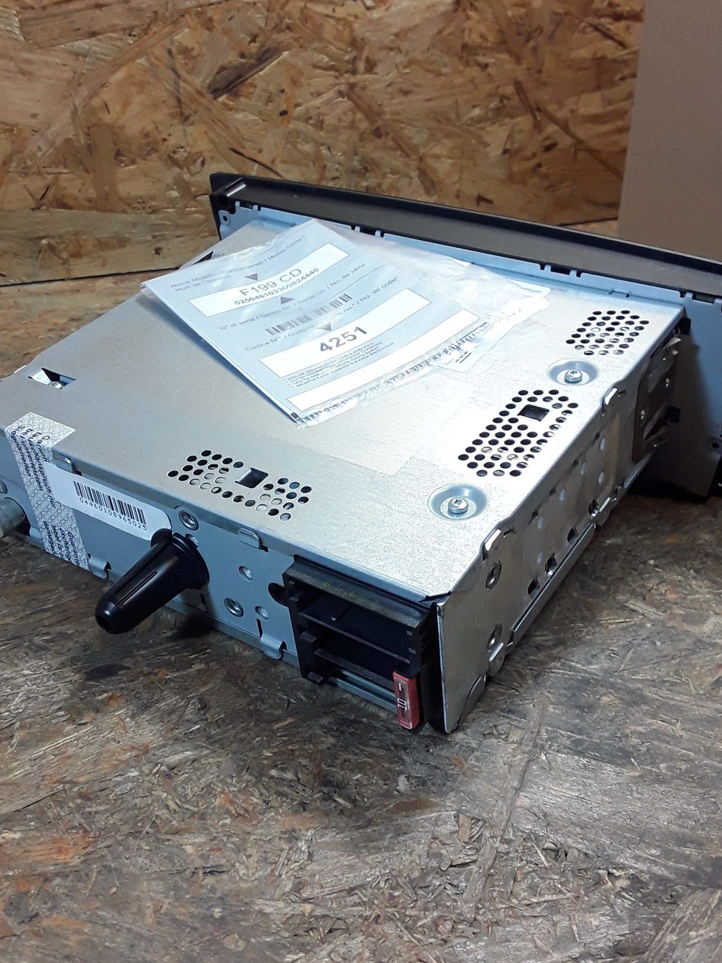 Fiat Grande Punto 1.4 Eleganza 5DR Stereo CD-Player original Fiat NEU