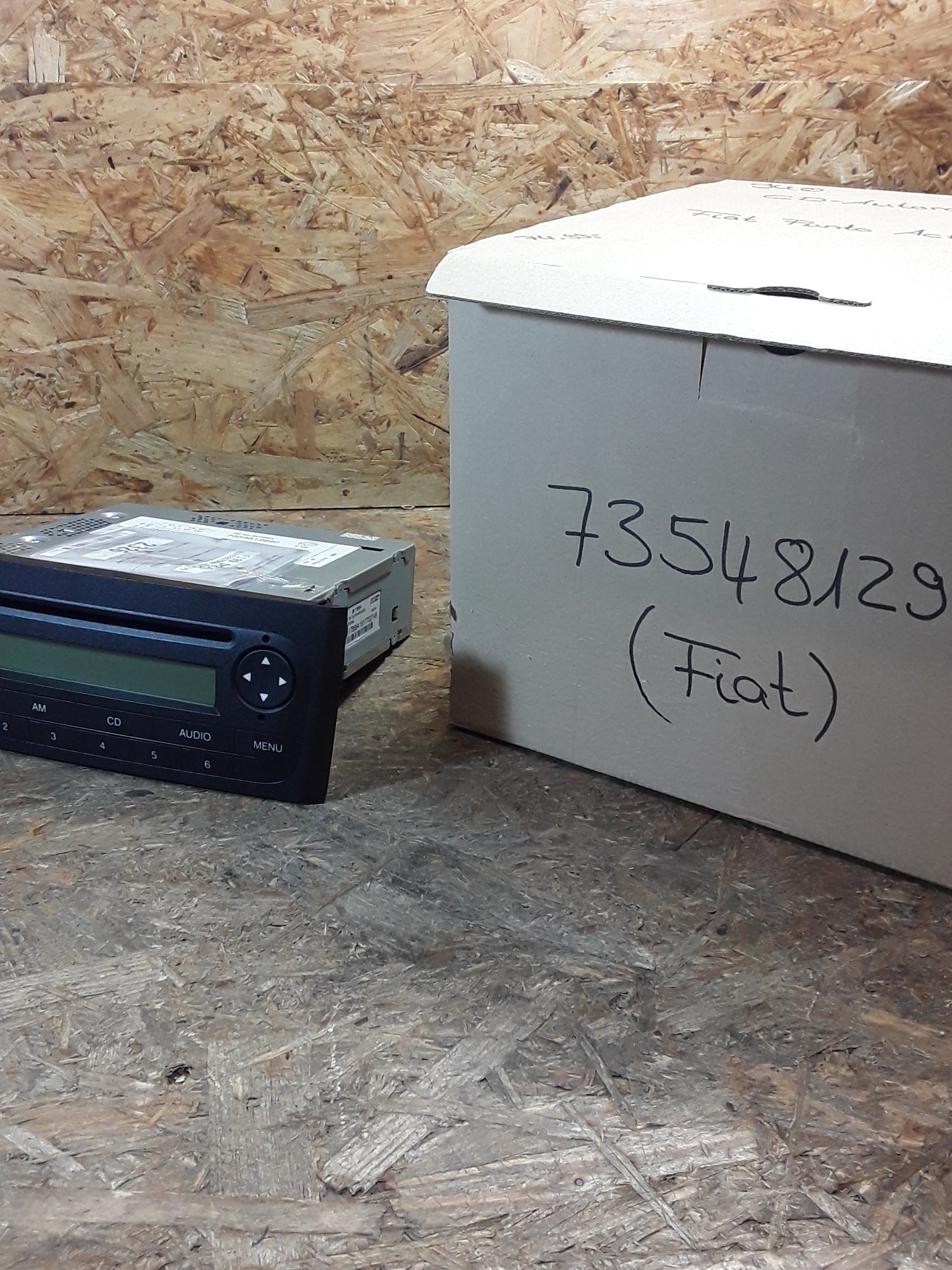 Fiat Punto Active 1.2l 48KW CD-Autoradio original Fiat NEU