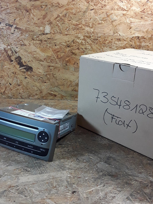 Fiat Grande Punto (199_), 1.3D Multijet (Motoren in Beschreibung) Autoradio original Fiat NEU