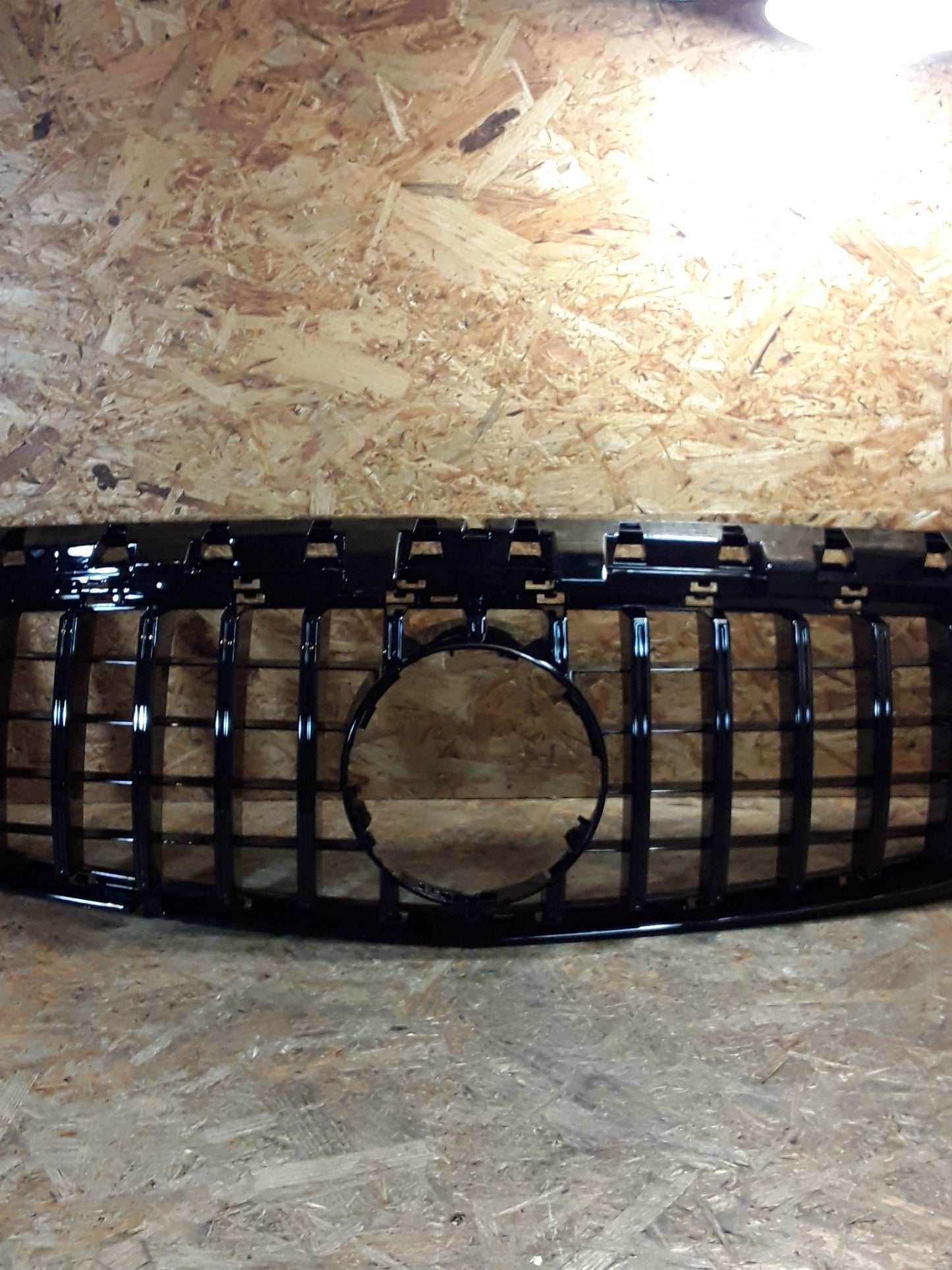 Mercedes-Benz CLA-Class W117, C117 Bj 2007 Frontgrill (schwarz-glänzend, Panamericaner GT- Style) NEU
