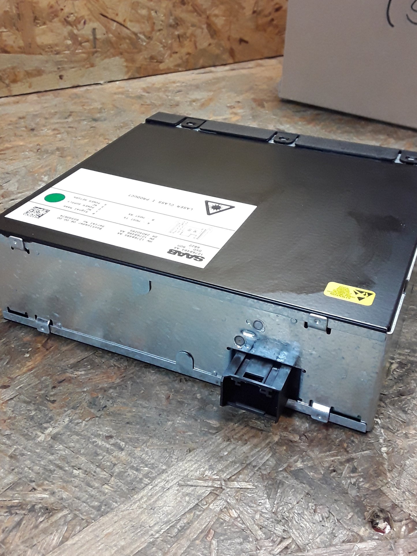 Saab 9-3 Kombi (YS3F) Bj 03-07 Radio/ Navigationssystem- Kombination original SAAB NEU