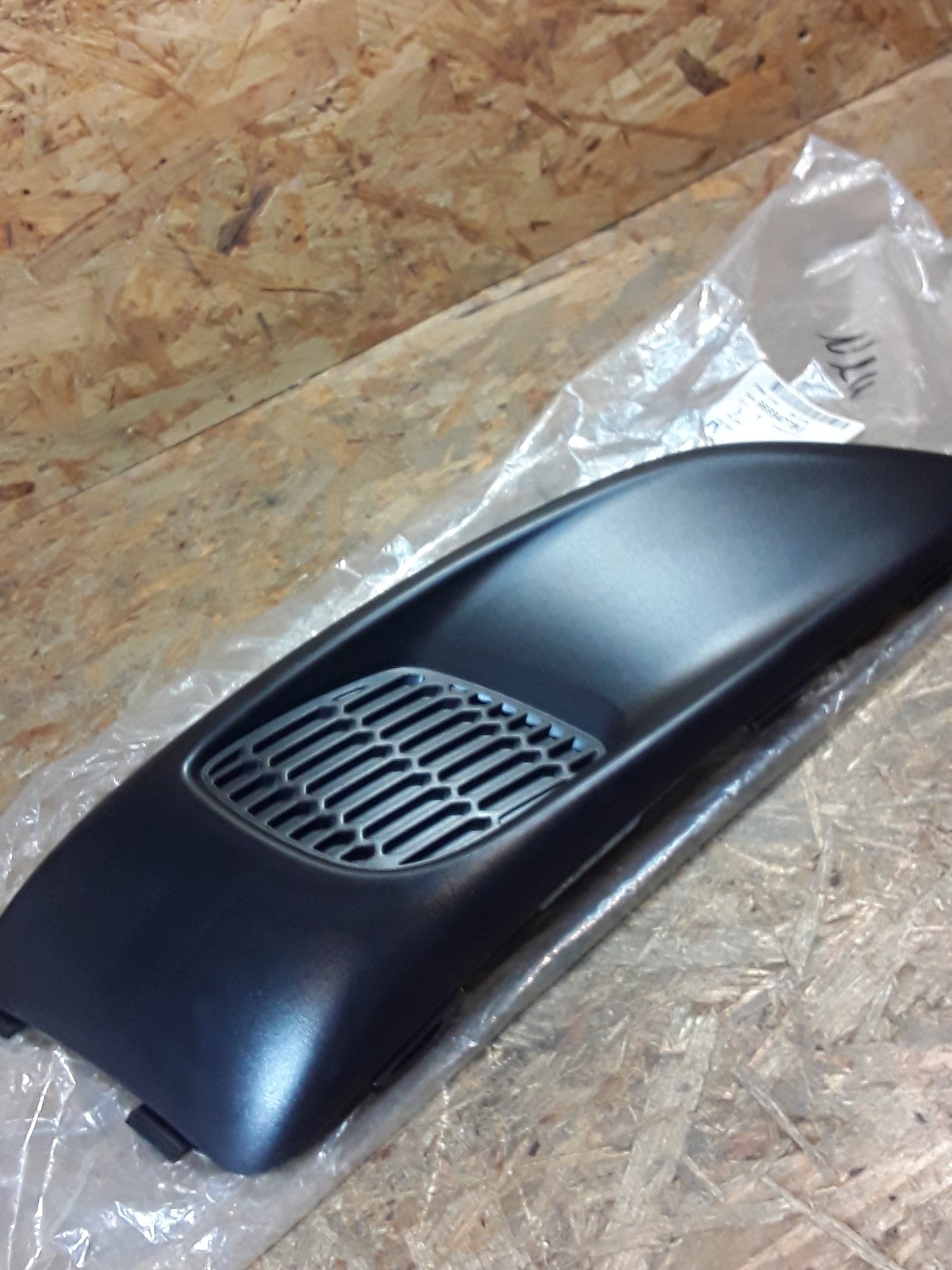 Chevrolet Sonic Bj 12-16 Abdeckung Nebelscheinwerfer rechts original GM NEU