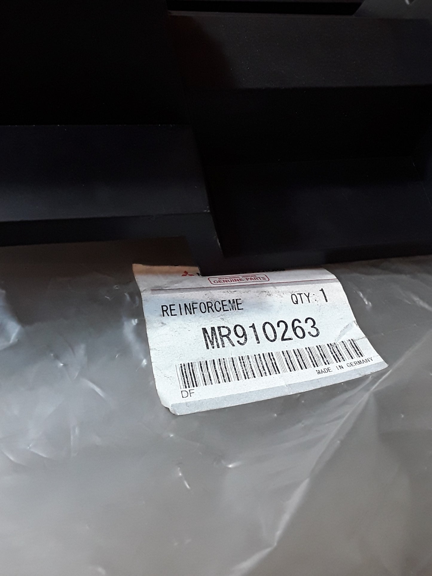 Mitsubishi Carisma Stoßstangenverstärkung hinten original Mitsubishi NEU