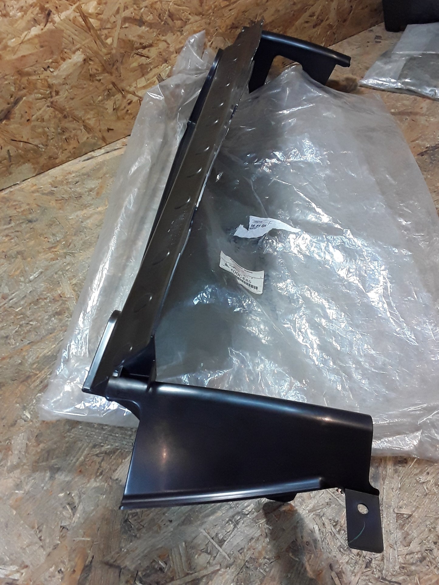 Mitsubishi Outlander Bj 10-13 Lufteinlass Frontverkleidung original Mitsubishi NEU