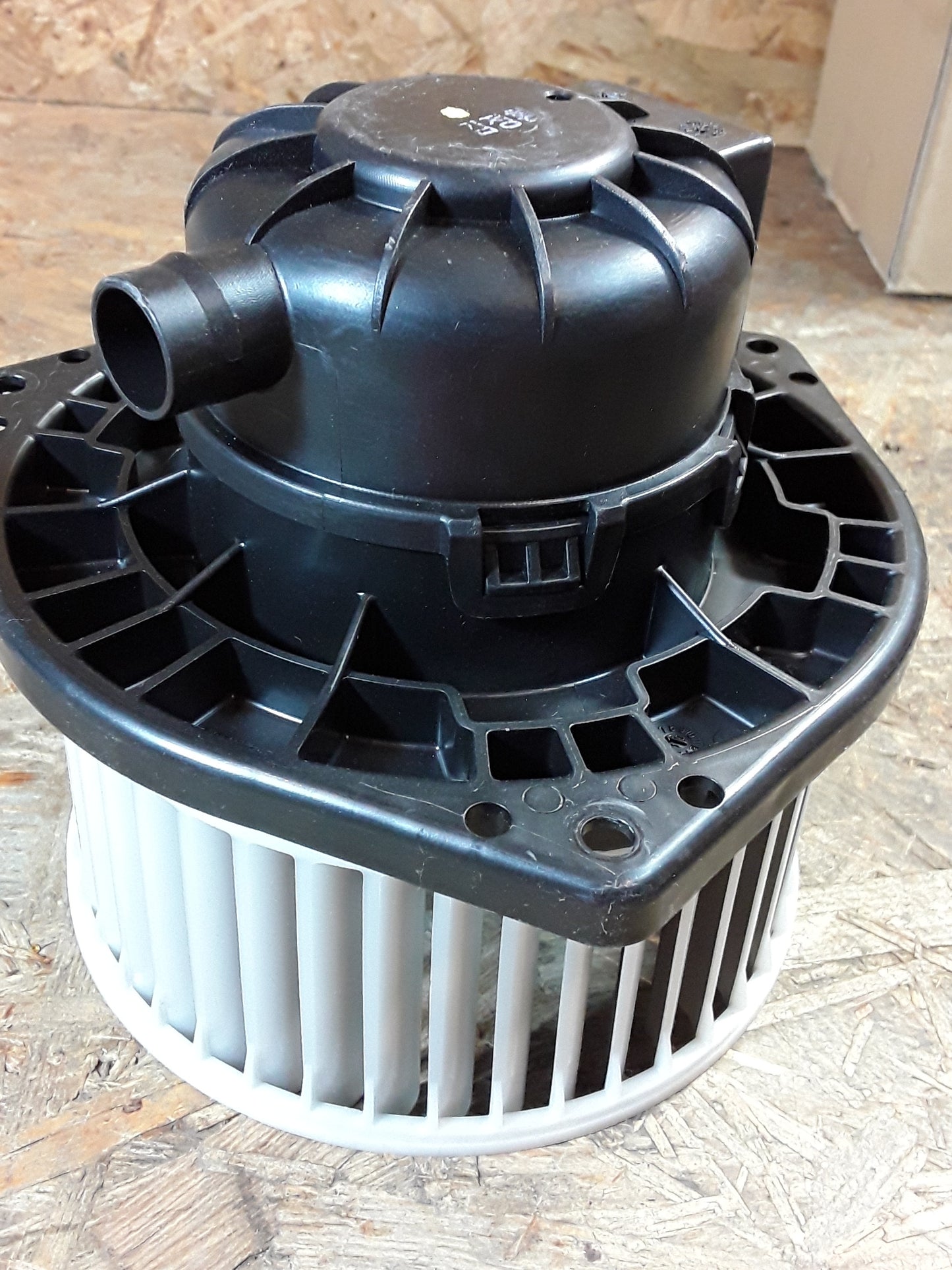 Chevrolet Aveo/ Kalos Schrägheck T200, 1.5 16V Gebläsemotor Innenraumgebläse original GM NEU