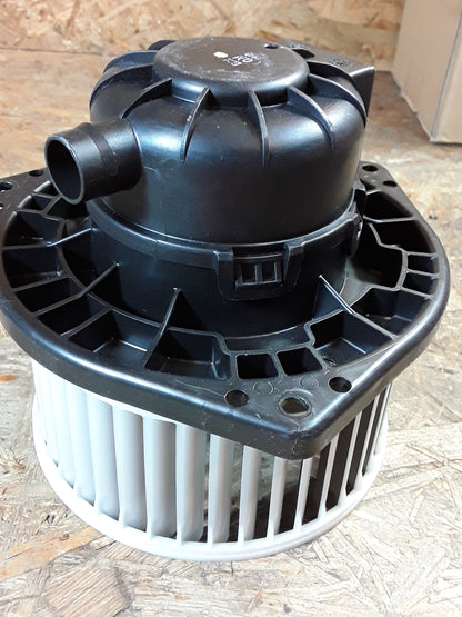 Chevrolet Aveo/ Kalos Schrägheck T200, 1.5 16V Gebläsemotor Innenraumgebläse original GM NEU