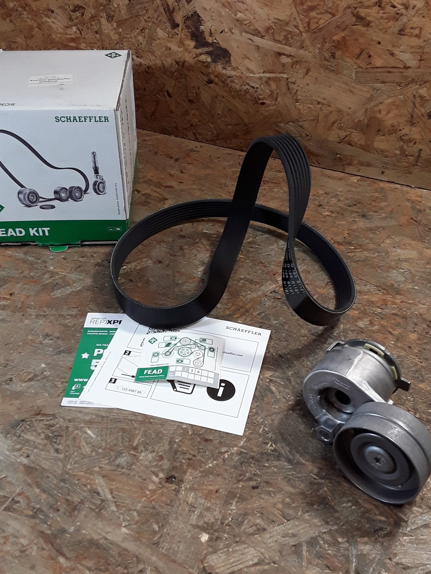 Renault Megane/ Scenic 1.9l dci/2.0 16V Bj 03-... Generatorriemensatz original Schaeffler NEU