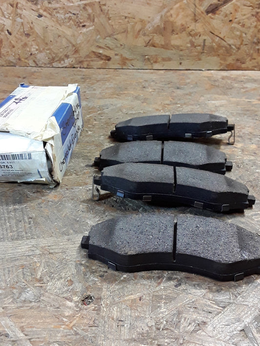 Chevrolet Evanda Bremsklötze original GM NEU