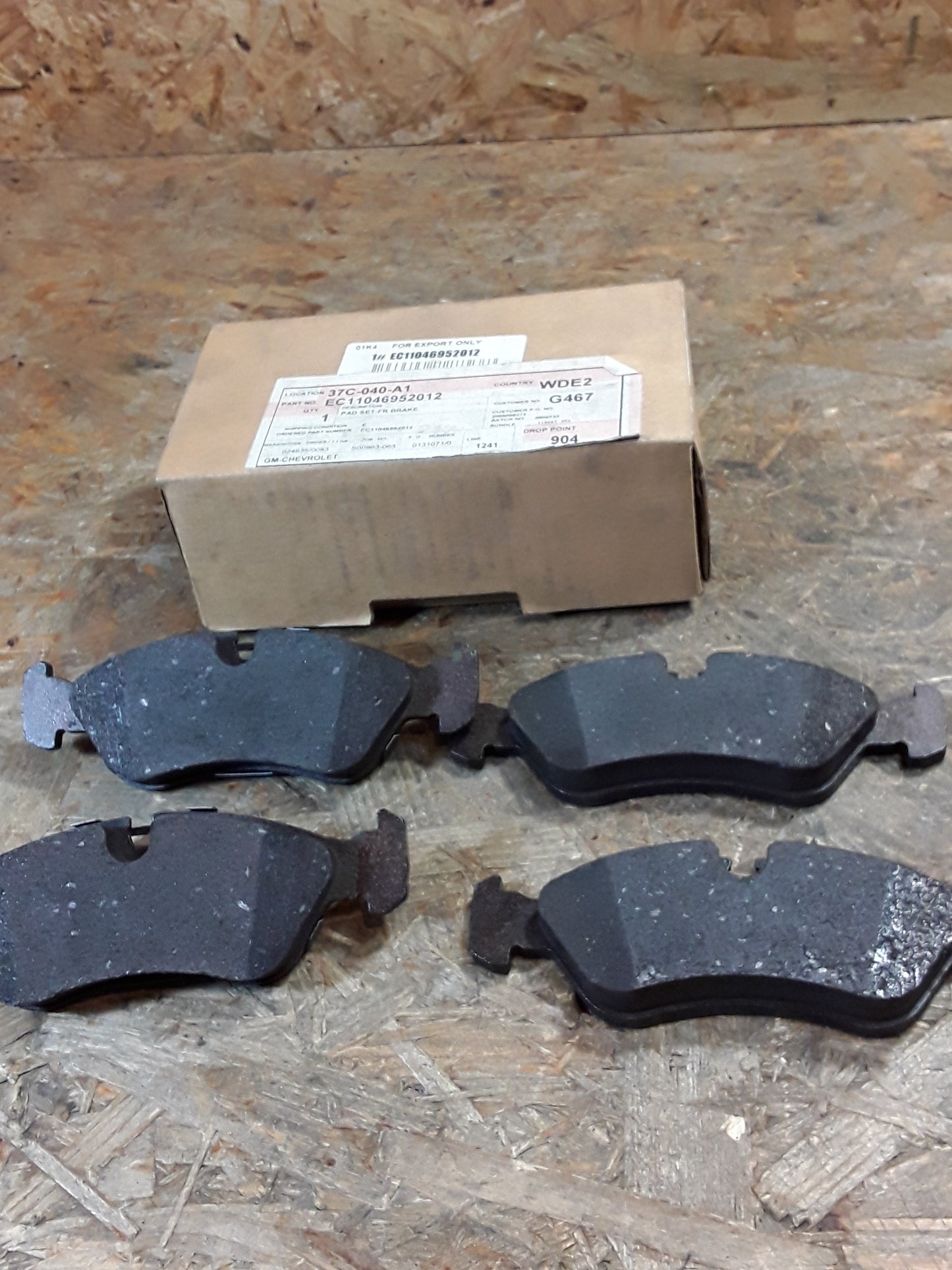 Chevrolet Lanos Daewoo Espero/ Lanos/ Nexia Bremsbelagsatz vorne original GM NEU