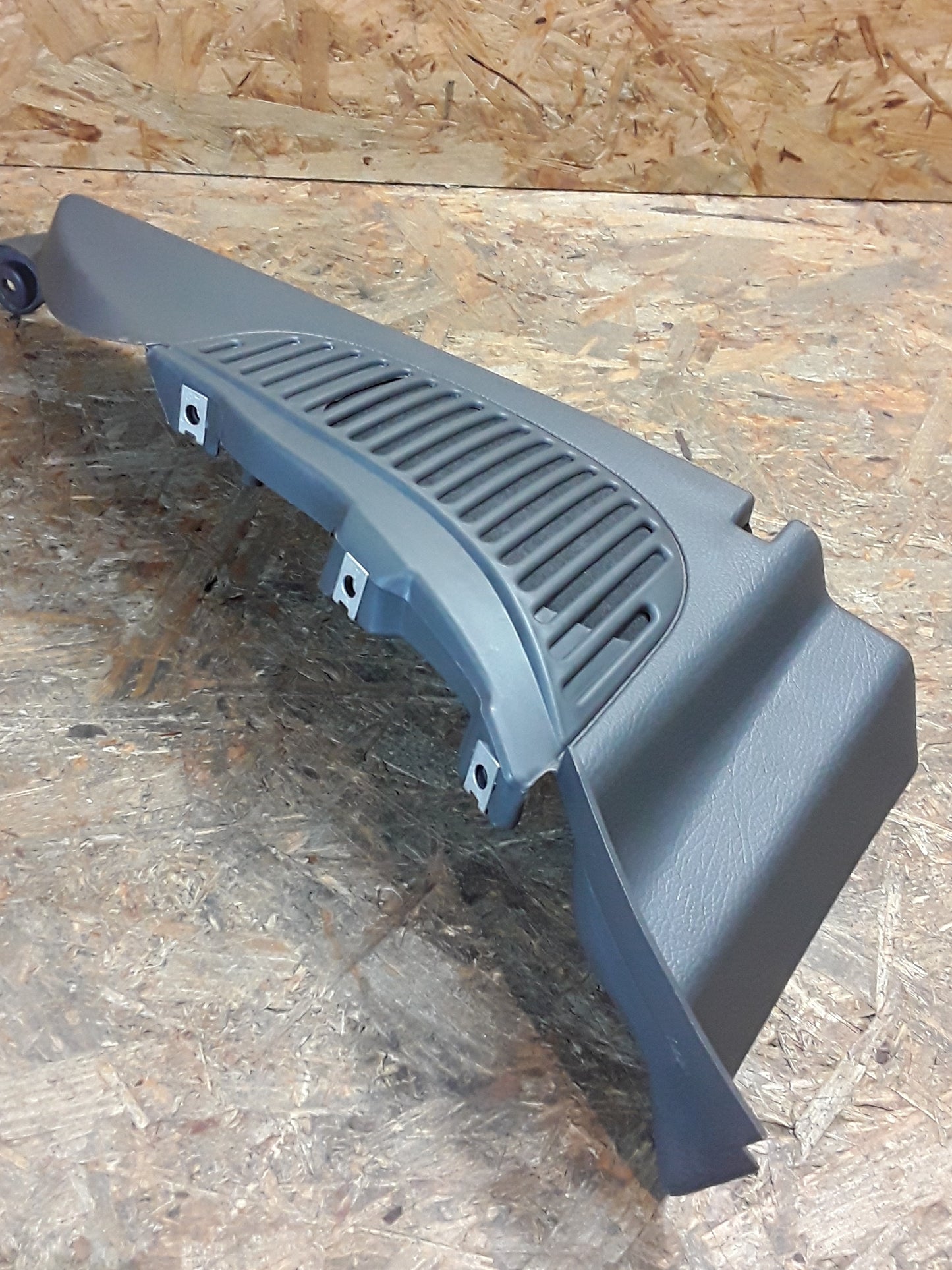 Chevrolet Lanos T100 Seitensäule Verkleidung original GM NEU