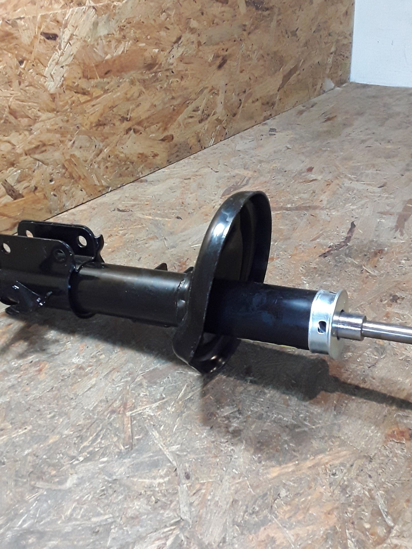 Chevrolet Rezzo Daewoo Rezzo Stoßdämpfer V.R original GM NEU