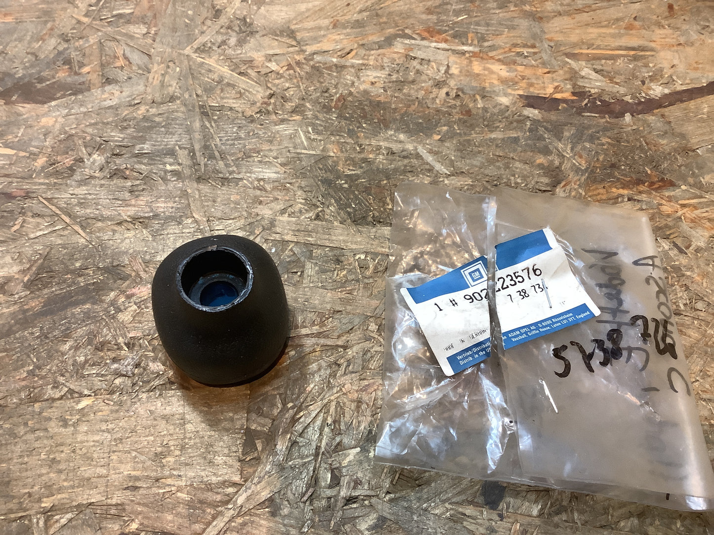 Kadett E, Ascona C Knauf, Schalthebel Original GM NEU