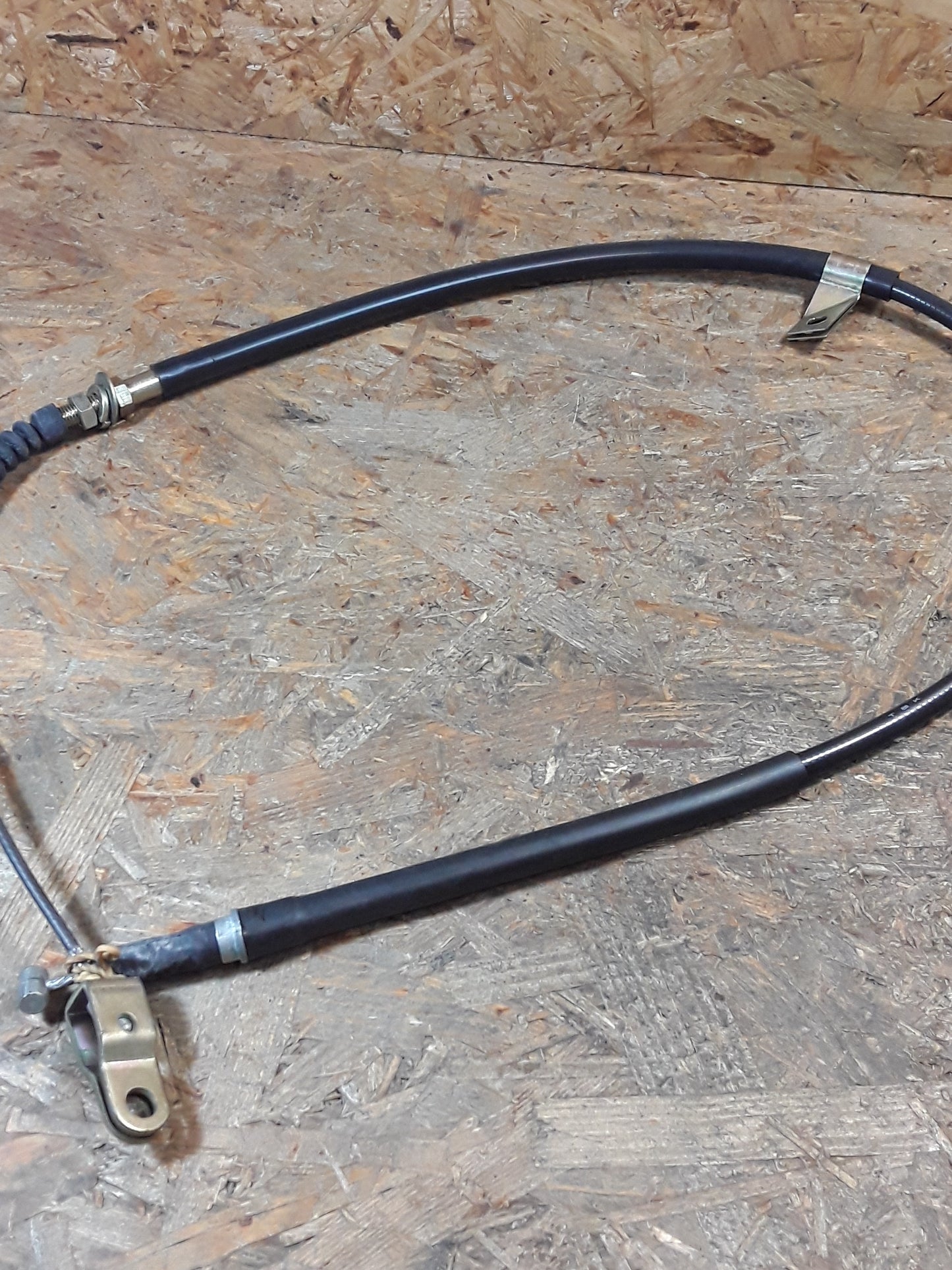 Mitsubishi A71, A73, GT, GRS Handbremsseil original Mitsubishi NEU