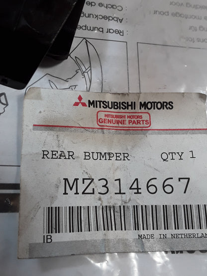 Mitsubishi Outlander lll Abdeckung abnehmbare Anhängerkupplung original Mitsubishi NEU