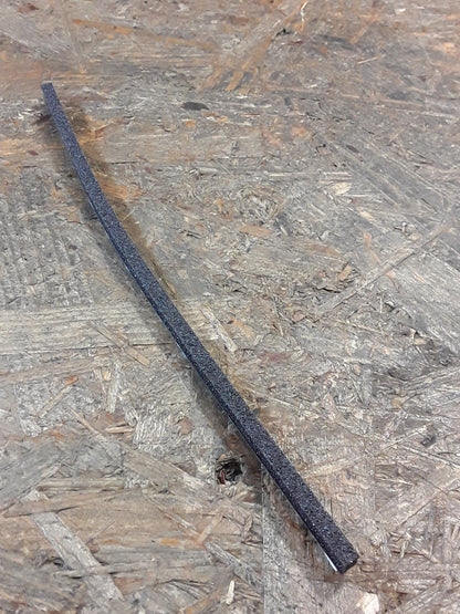 Mitsubishi Pajero Bj 98, LRXC4 Abstandhalter Windschutzscheibe original Mitsubishi NEU