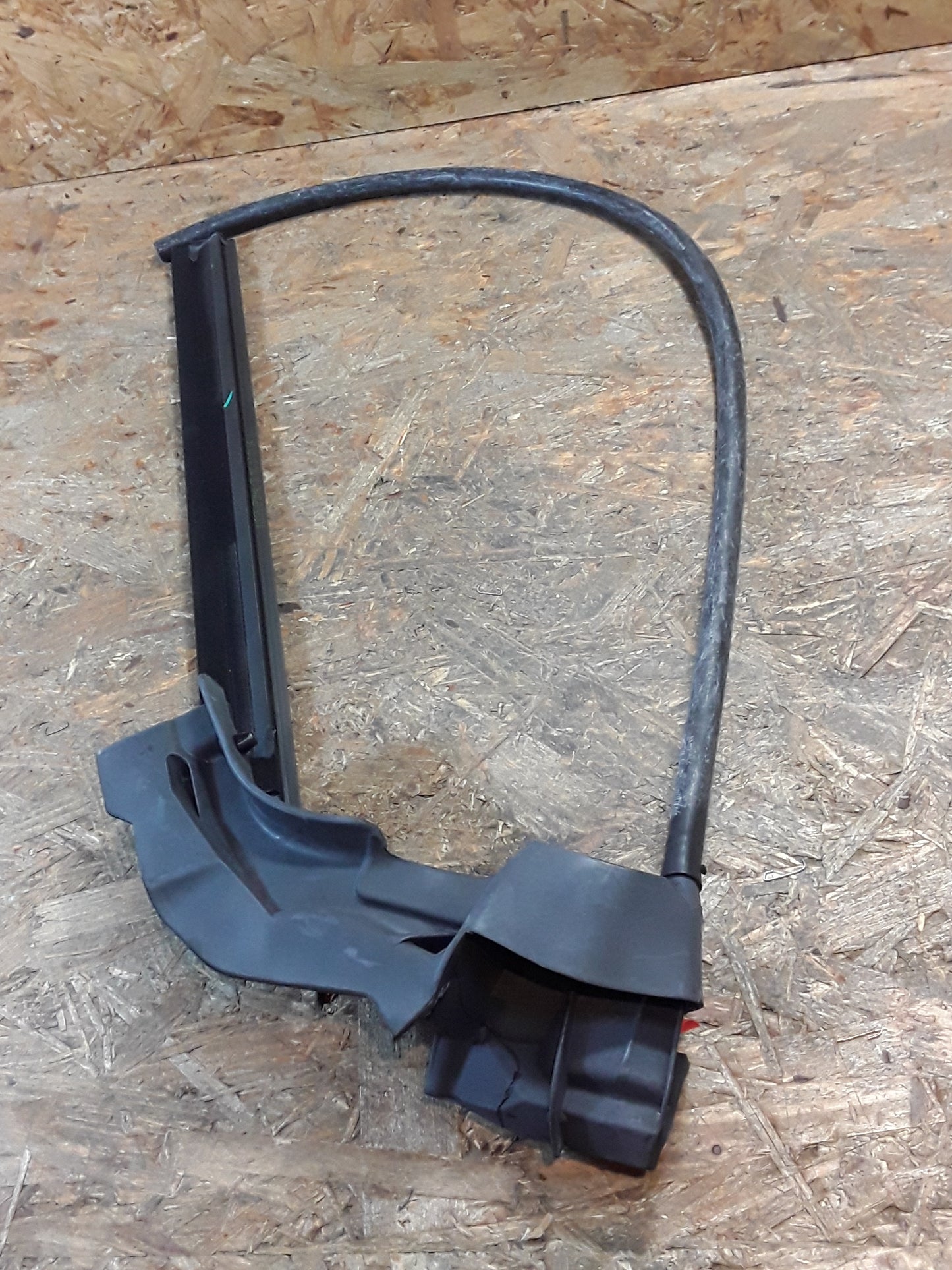 Mitsubishi Colt Z37A Bj 06-08 Dichtung Schachtleiste original Mitsubishi NEU