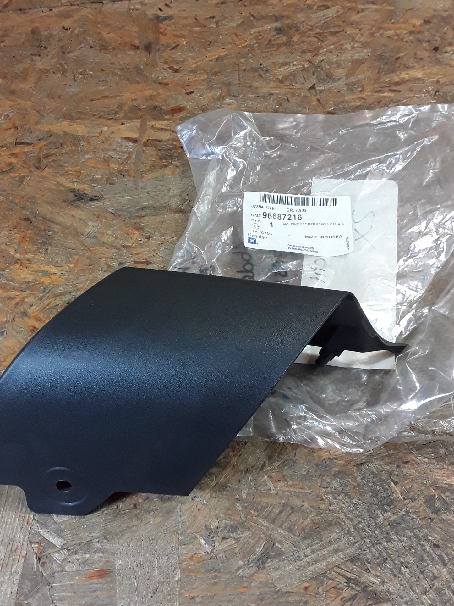 Chevrolet Spark Bj 10-15 Abdeckung Stoßstange vorne rechts original GM NEU