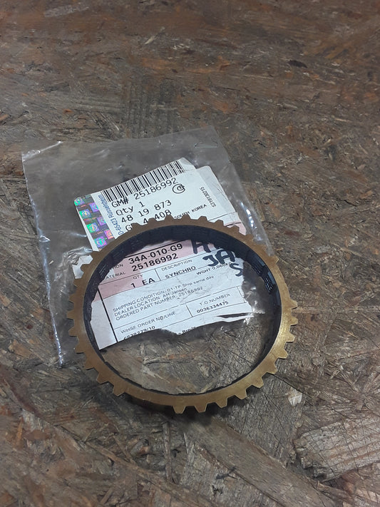 Chevrolet Captiva Ring 3 GR-Blockierung original GM NEU