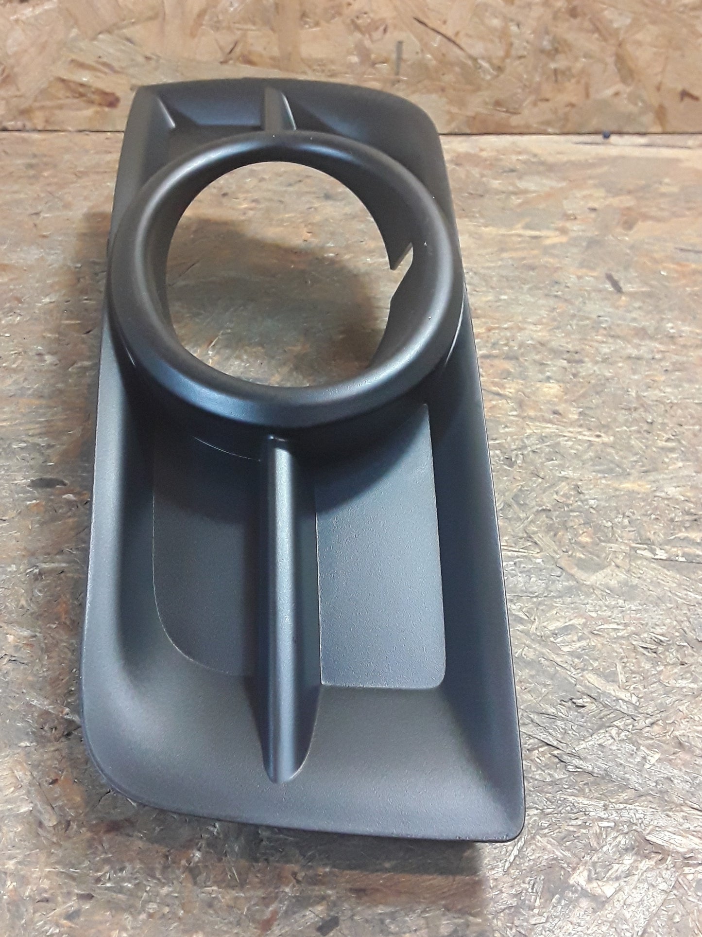 Chevrolet Cruze Rahmen/ Abdeckung/ Verkleidung Nebelscheinwerfer original GM NEU