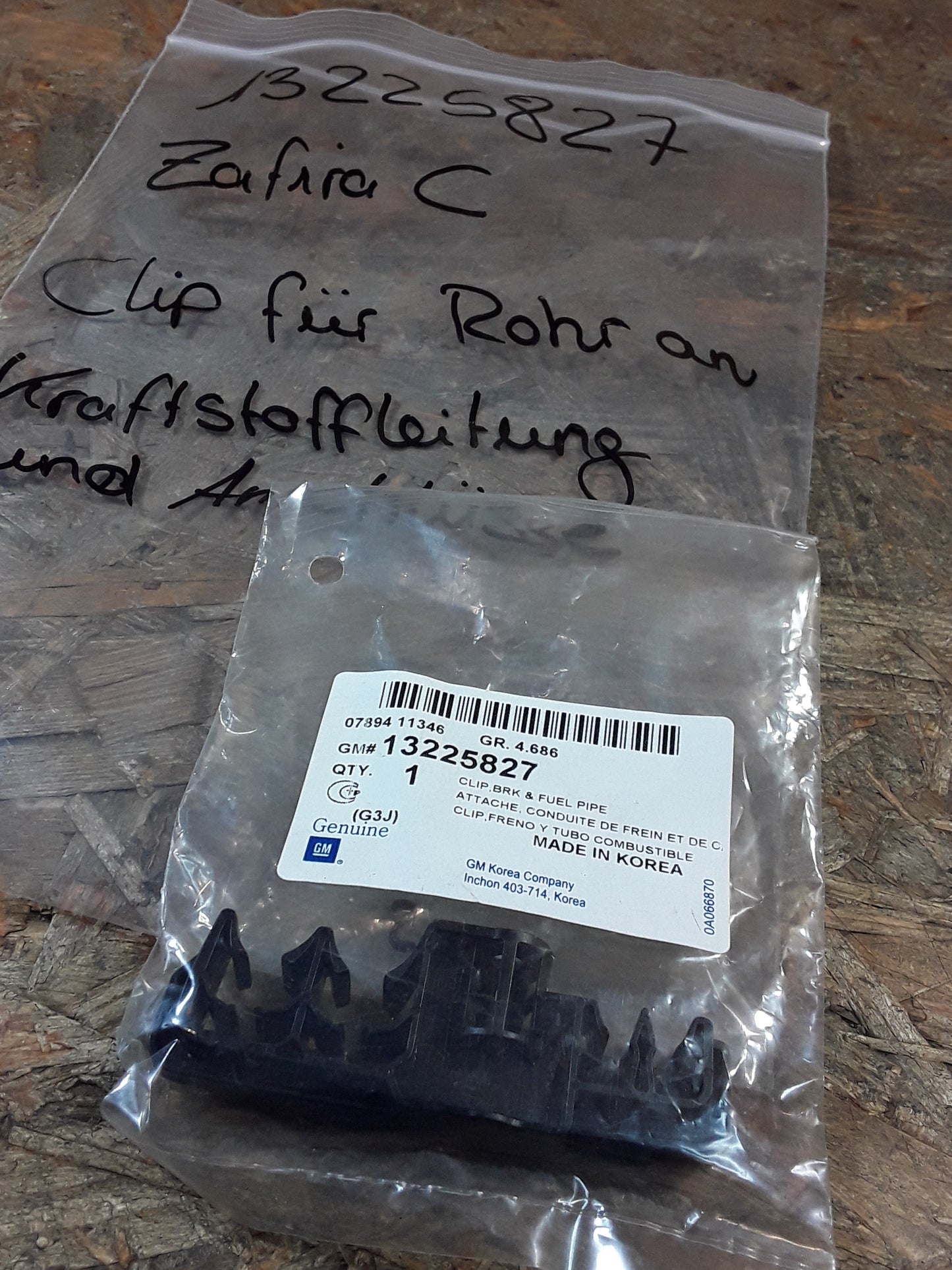 Zafira C Clip für Rohr an Kraftstoffleitung und Anschlüsse original GM NEU