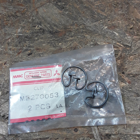 Mitsubishi EVO 8/9 Clip, Unterhaubenisolations-Entlüftung original Mitsubishi NEU