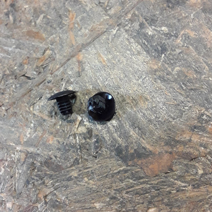 Mitsubishi Clip Motorhaube/ Motorhaubenclip an Dichtungsstreifen original Mitsubishi NEU