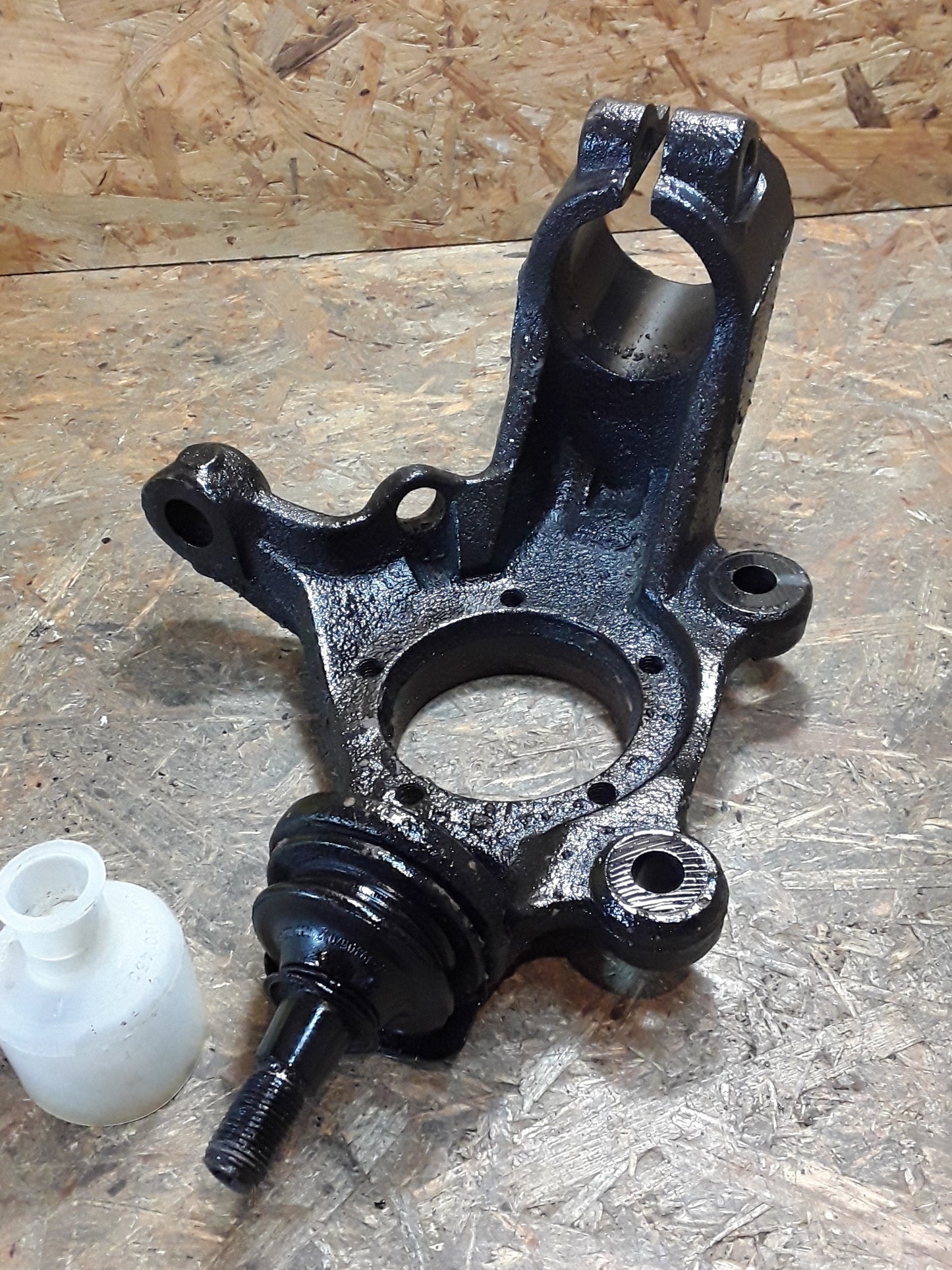 Ford Transit Bj 00-06 Achsschenkel links original Ford NEU