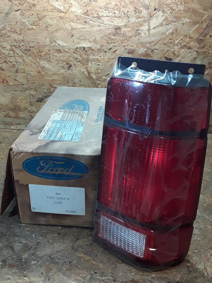 Ford Explorer Bj 91-94 Rückleuchte rechts original Ford NEU