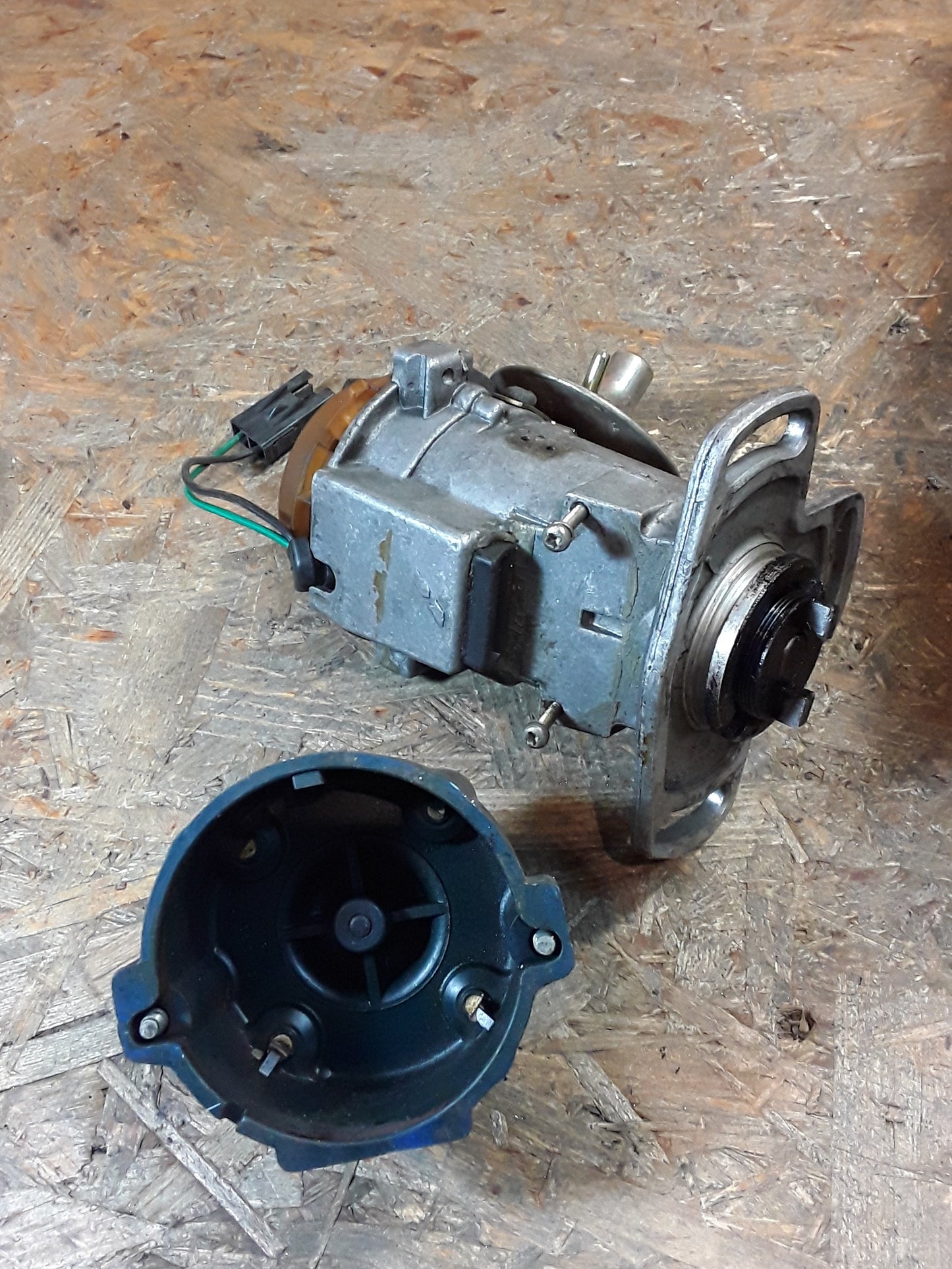 Ford Escort 1,3 bj 81-85 Zündverteiler original Motorcraft GEBRAUCHT