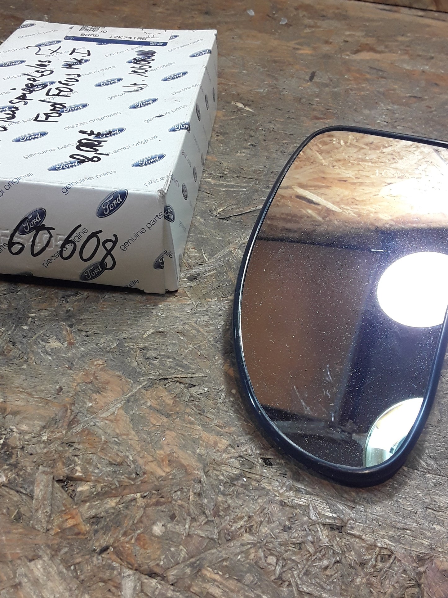 Ford Focus MK 1 Außenspiegelglas rechts original Ford NEU