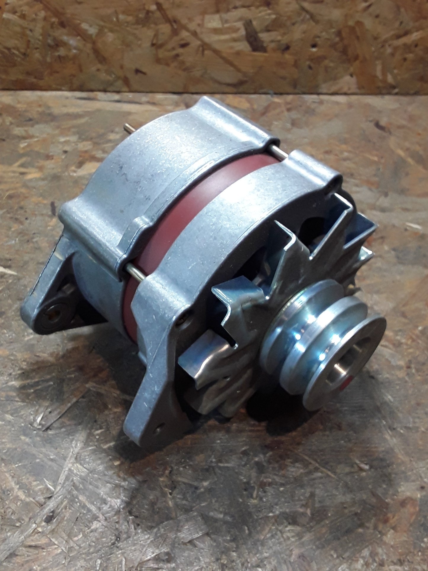 Ford Granada/ Scorpio Lichtmaschine 14V 90A original Bosch NEU