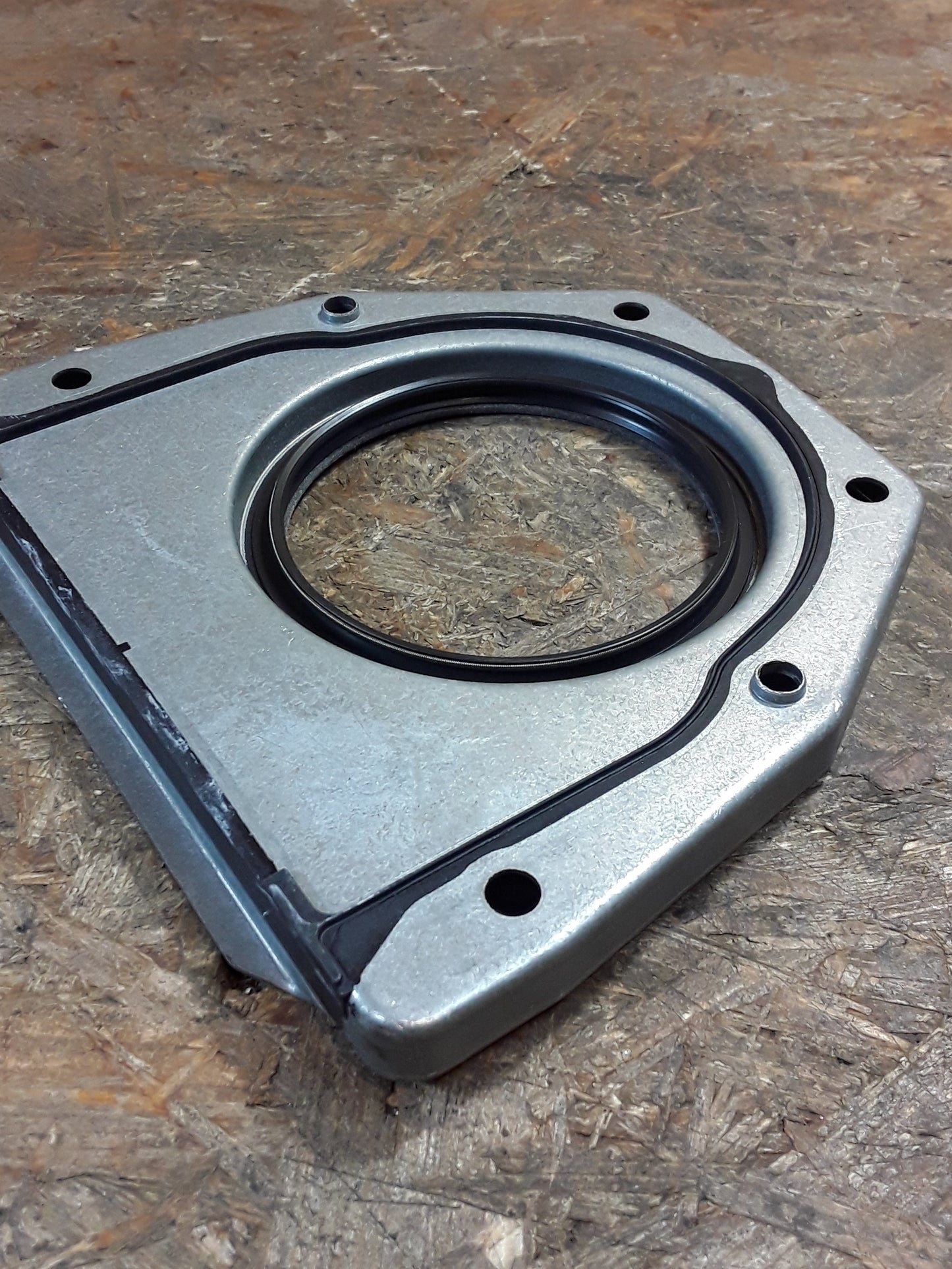 Modell unbekannt Kurbelwellen-Simmerring für 1,25l Zetec Motor original Ford NEU