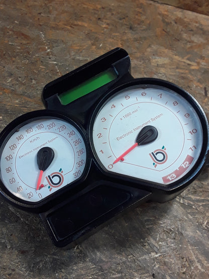 Bimota YB11 Cockpit original WALBRO GEBRAUCHT