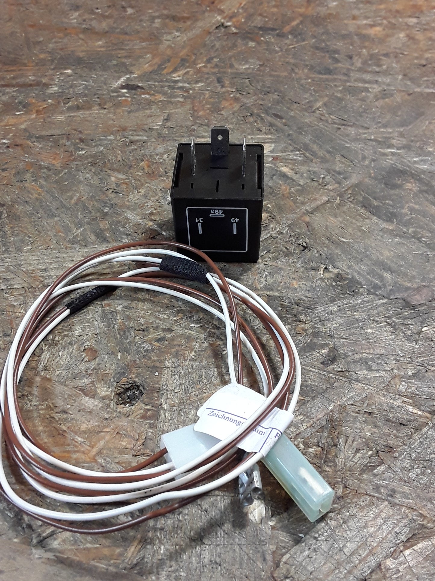 Ford Granada/ Scorpio Bj 85-92 Blinkrrelais Anhängerzugvorrichtung original Ford NEU