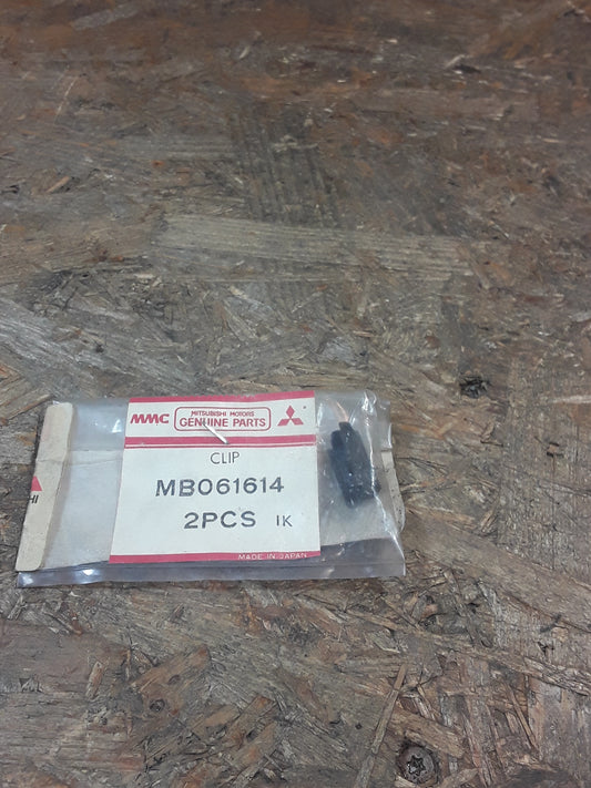 Mitsubishi Clip Formteil/ Abdruckformteil original Mitsubishi NEU