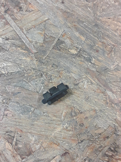 Mitsubishi Clip Formteil/ Abdruckformteil original Mitsubishi NEU