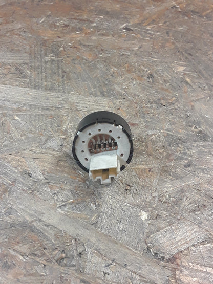 Mitsubishi Lancer (C64A) Bj 88-92 Lichtschalter manuelle Leuchtweitenregulierung original Mitsubishi NEU