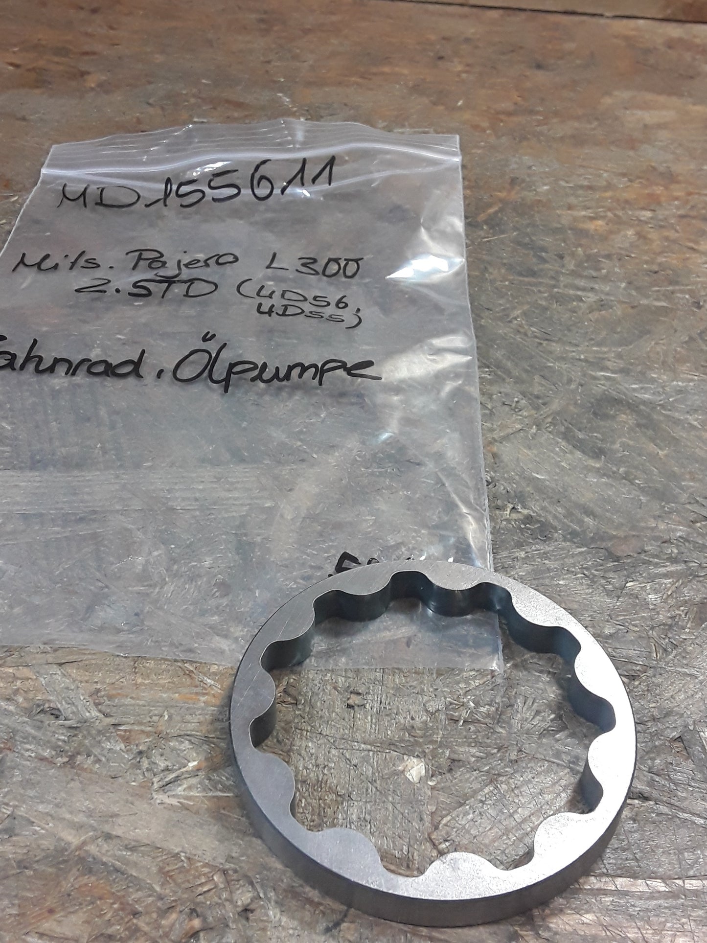 Mitsubishi Pajero L300 2.5TD (4D56,4D55) Zahnrad Ölpumpe original Mitsubishi NEU