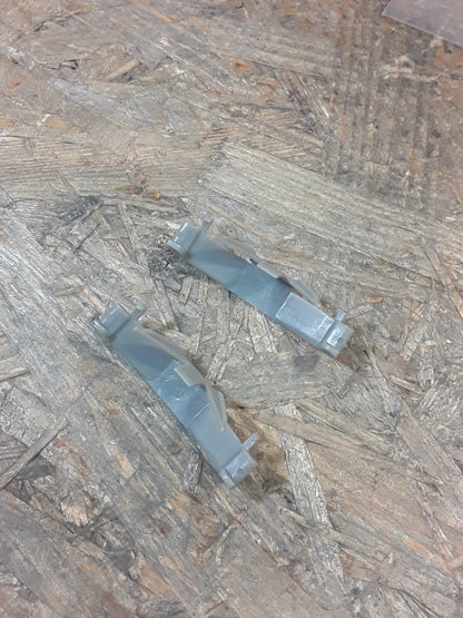 Mitsubishi Galant E30 Clip Zierleiste Frontscheibe original Mitsubishi NEU