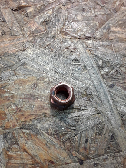 Mitsubishi Mutter Auspuffkrümmer original Mitsubishi NEU