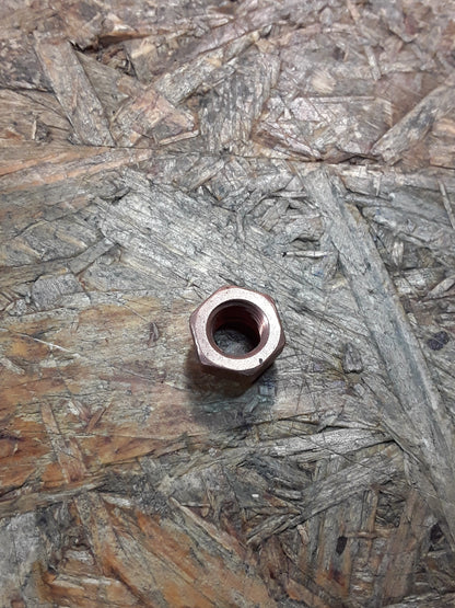 Mitsubishi Mutter Auspuffkrümmer original Mitsubishi NEU