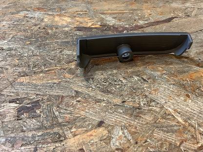 Mitsubishi Space Wagon, Space Runner Bj. 96-00 Abdeckung, Nebelscheinwerfer H.R Original Mitsubishi MEU