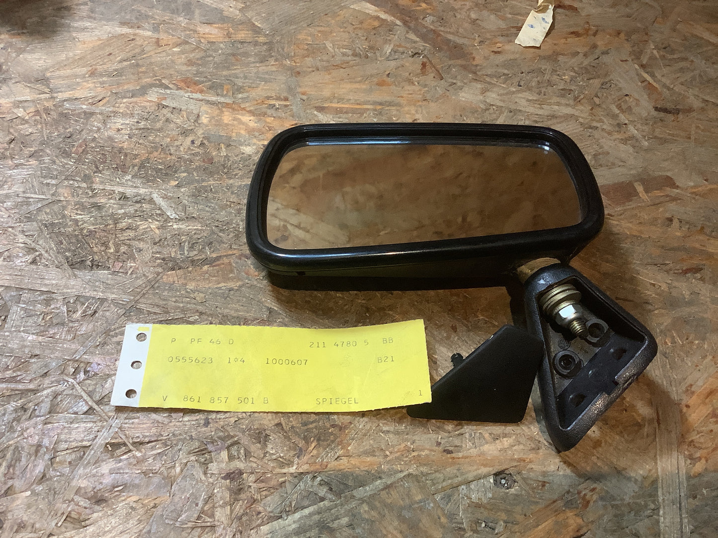 VW Polo I Außenspiegel links Original VW NEU