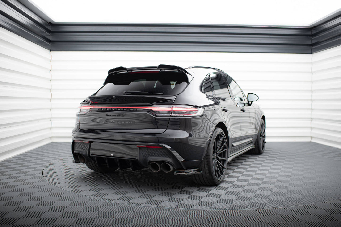 Maxton Höher Spoiler CAP für 3D Porsche Macan GTS Mk1 Facelift 2 schwarz Hochglanz