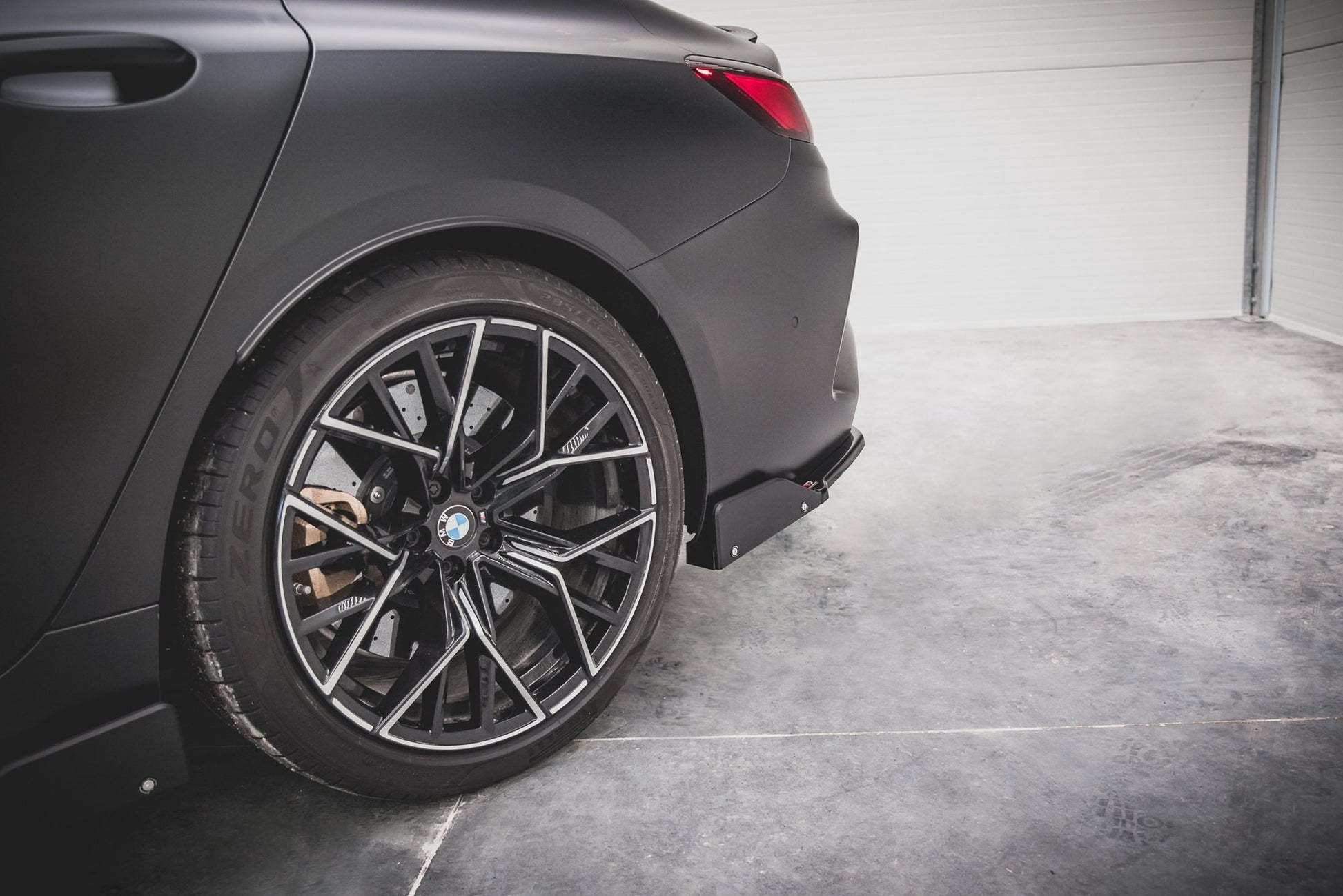 Maxton Heck Ansatz Flaps Diffusor V.1 +Flaps für BMW M8  Gran Coupe F93 / Coupe F92