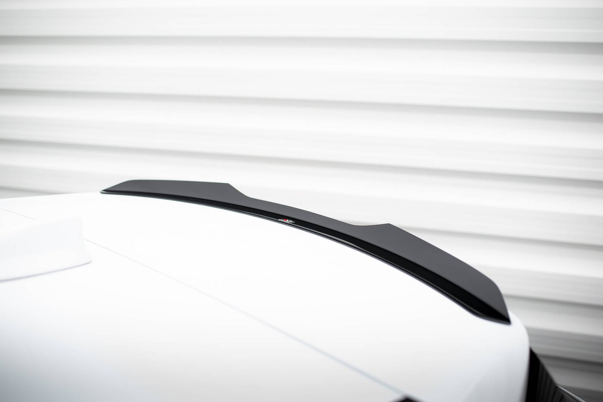 Maxton Spoiler CAP für Lexus RX F-Sport Mk5 schwarz Hochglanz