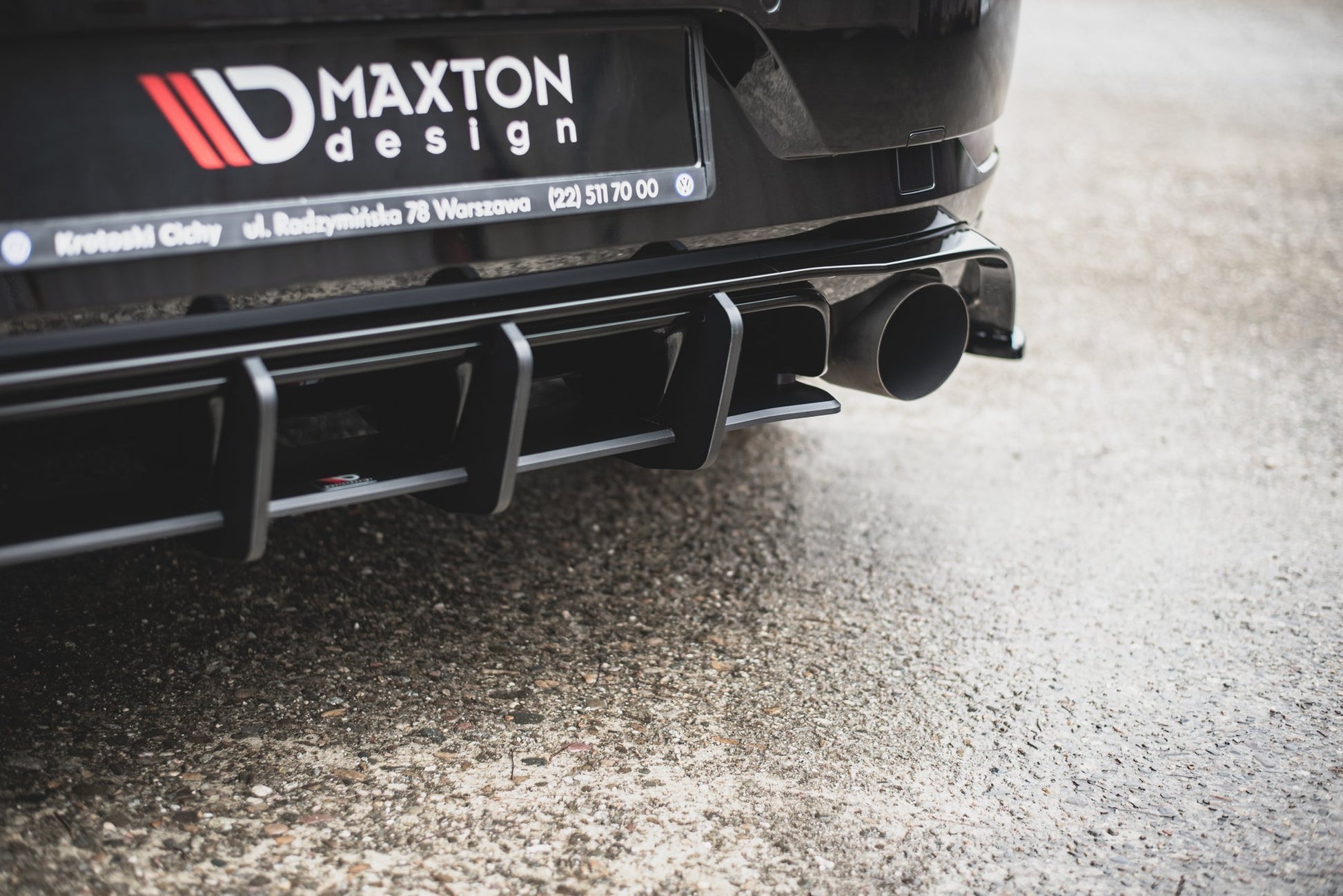 Maxton Robuste Racing Heckschürze für VW Golf 7 GTI TCR