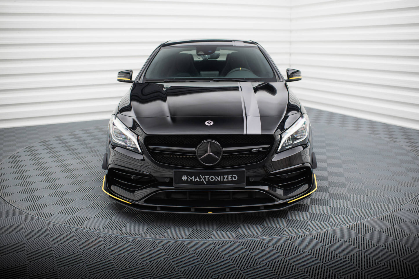 Maxton Street Pro Front Ansatz für für Mercedes-AMG CLA 45 Aero C117 Facelift