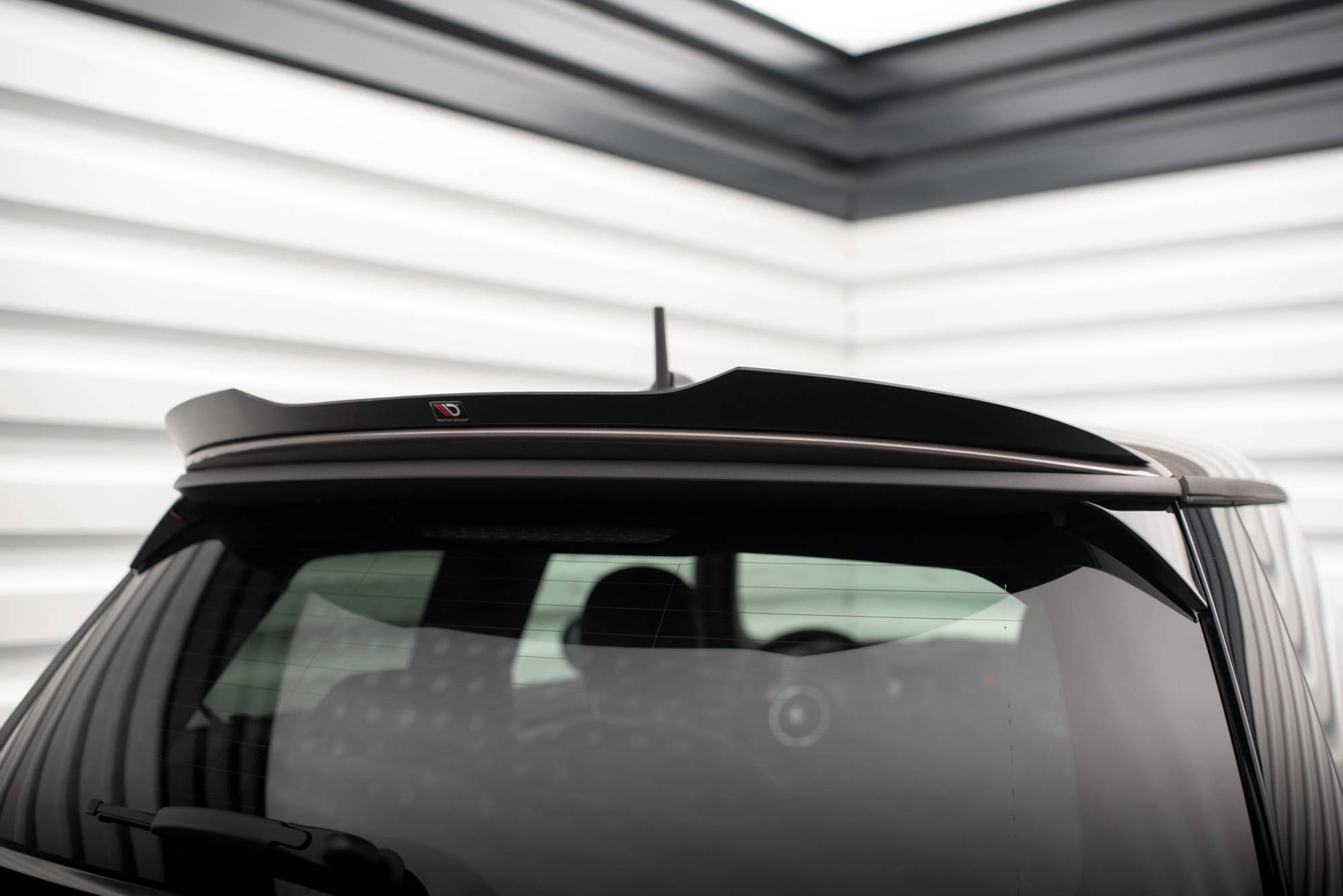 Maxton Spoiler CAP für Mini Cooper S F56 Facelift  schwarz Hochglanz